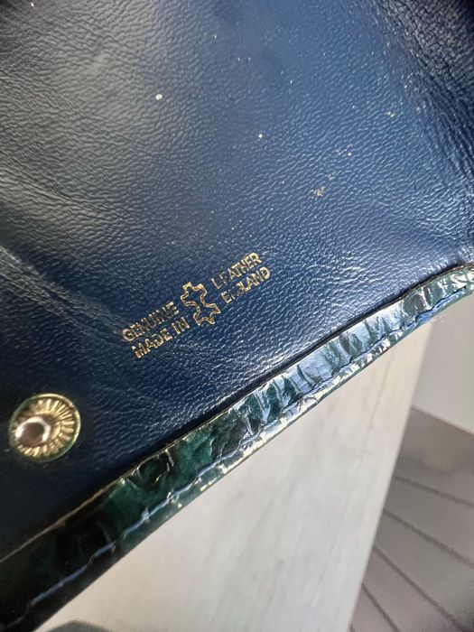 Гаманець із натуральної шкіри страусу темно-зелений, Made in England