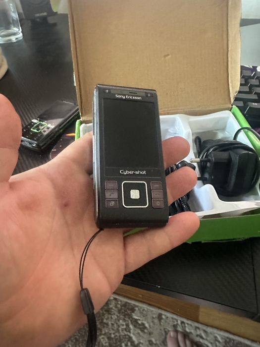 Sony Ericsson C905