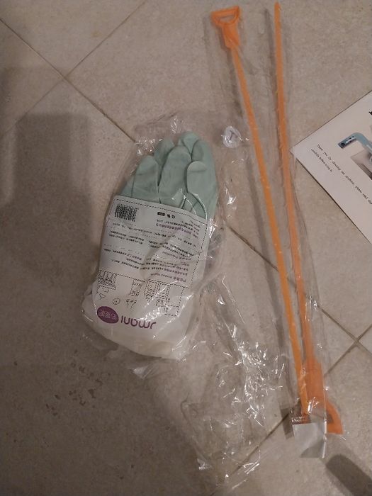 Desentupidor de instalações sanitárias