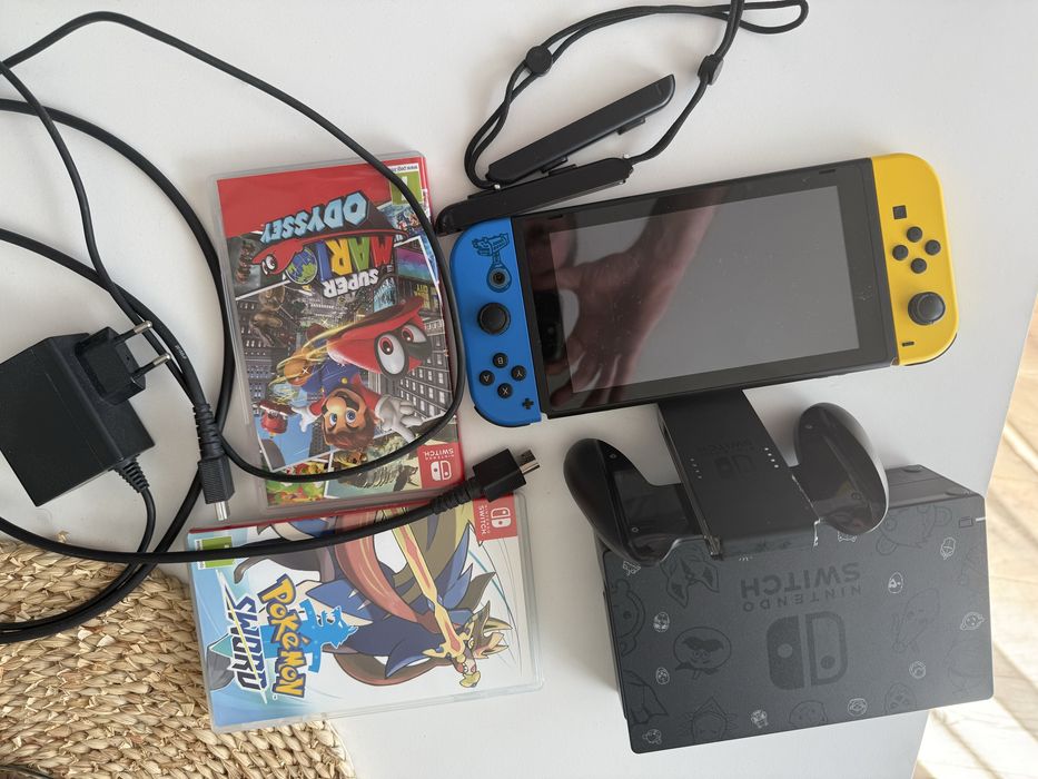 KONSOLA NINTENDO switch fortnite edition