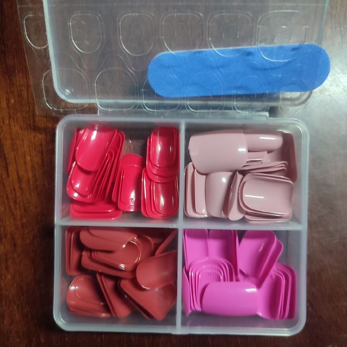 Накладні нігті набори