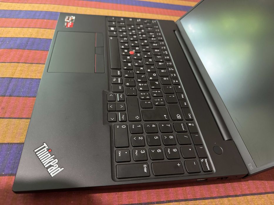 Lenovo ThinkPad E16. 16.0 fhd ips Ryzen 5 7530U 4.5GHz 40GB 512GB ssd