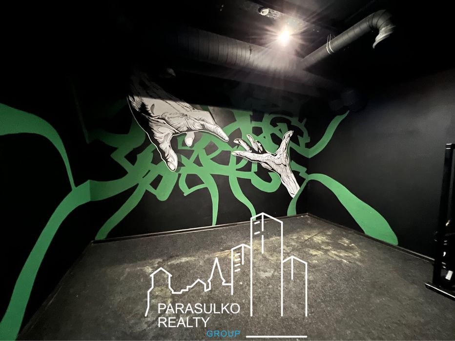 Шикарне приміщення вільного призначення в центрі міста!