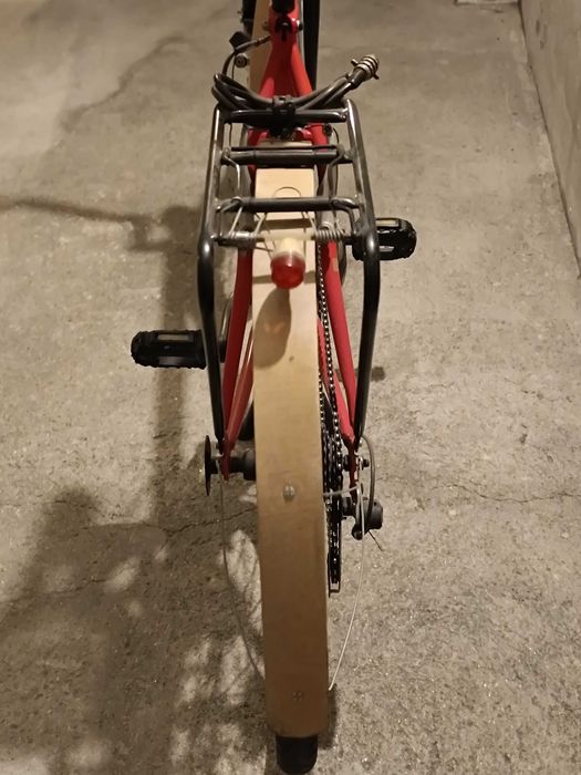 Bicicleta vermelha estilo Pasteleira quadro M