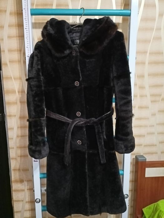 Идеальная мутоновая шубка шоколадного цвета