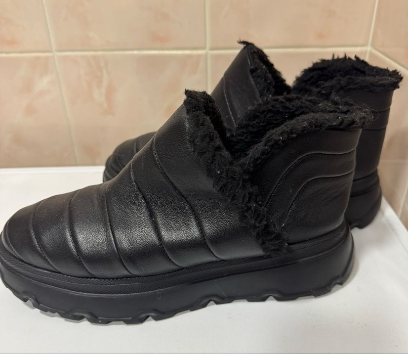 Продам жіночі напівчоботи, шкіра, утеплені, 41р
