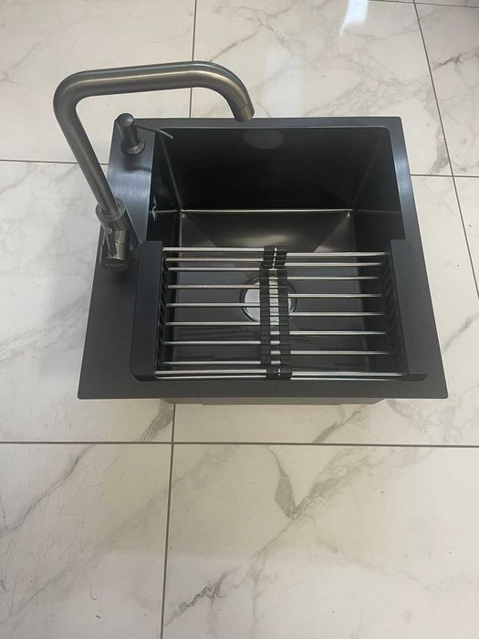 Мийка Lidz 5050 чорна та змішувач для кухні Kraft з нержавіючої сталі