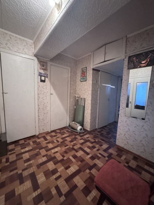 Продам двокімнатну квартиру Чешку
