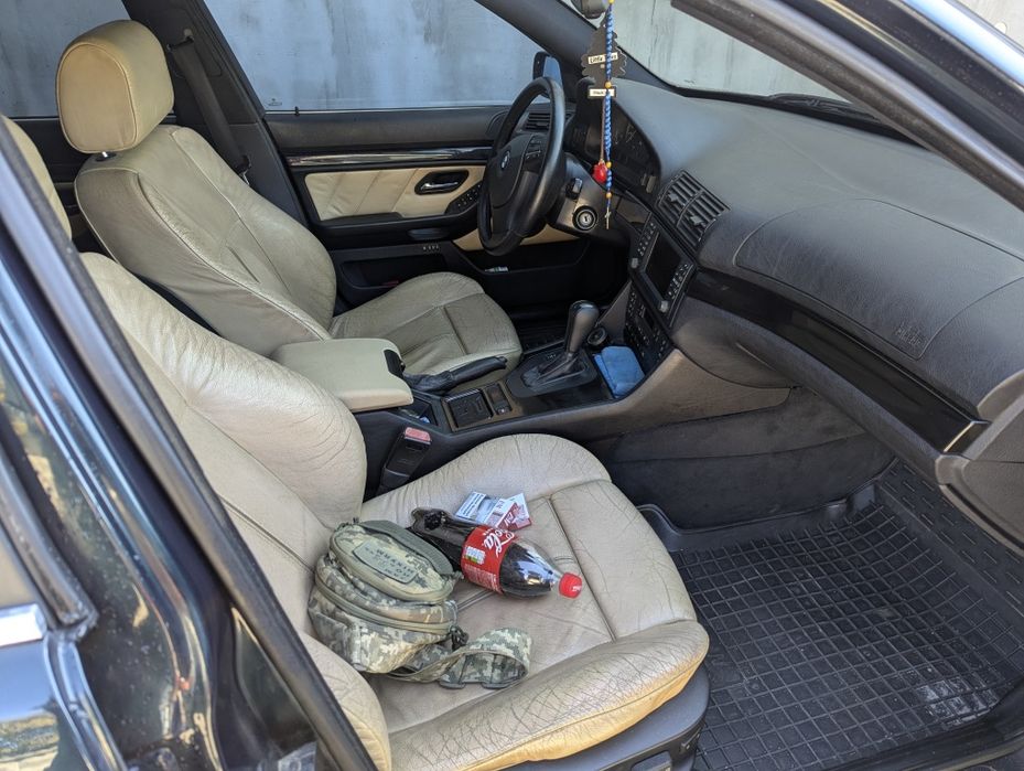 Автомобиль BMW E39 535