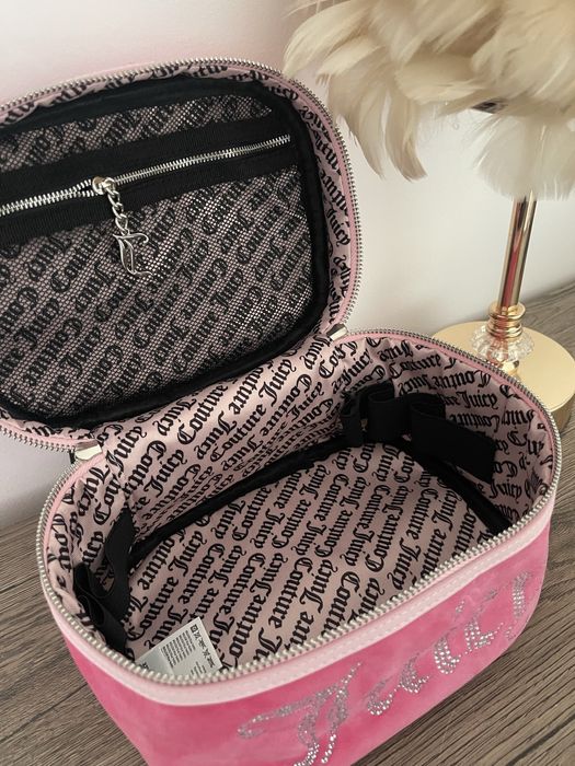 Kosmetyczka kuferek Juicy Couture różowa diamenciki welur