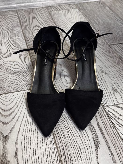 Жіночі туфлі на каблуку 39р.