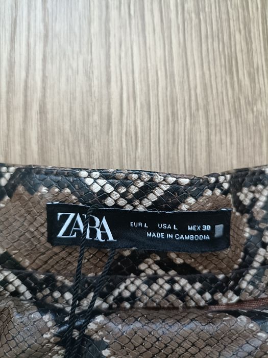 Спідниця з екошкіри ZARA