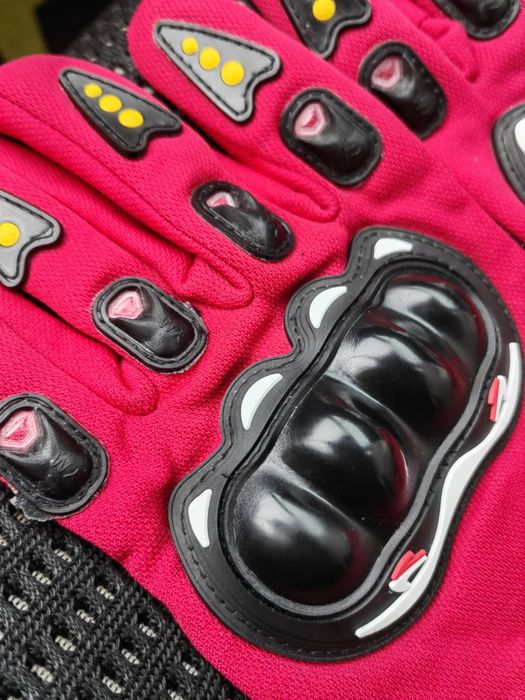 Luvas de mota vermelhas