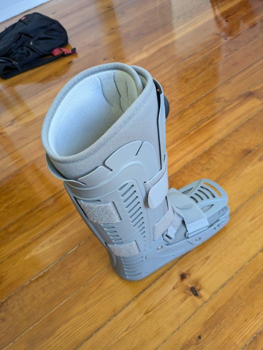 Bota Walker fixa insuflável tamanho M (40-44)