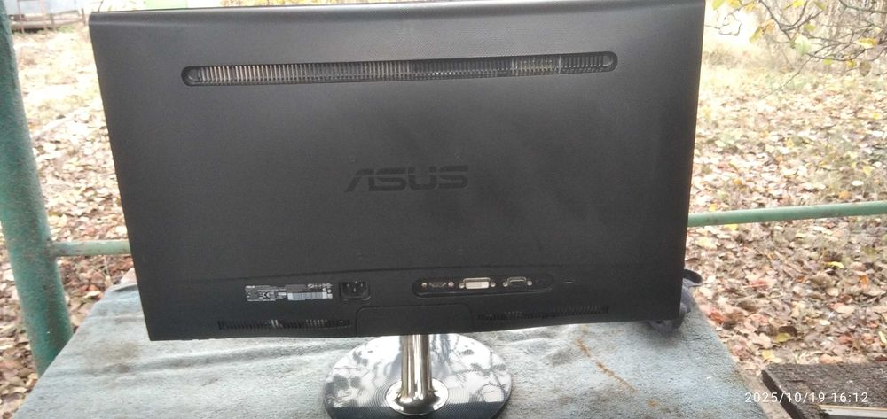 Монитор ASUS 24" модель vs248h б/у. Только звонок.