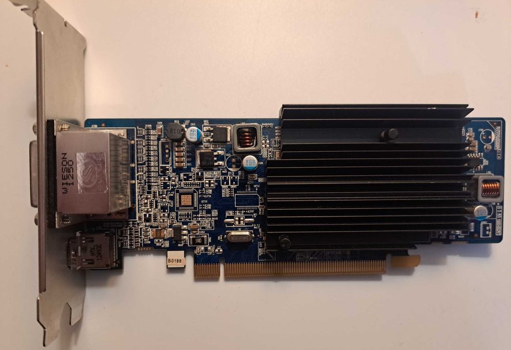 Płyta gł. Gigabyte GA-Z77M-D3H TH/IC I7-3770 3,4GHz/32GB+AMDHD6450 1GB