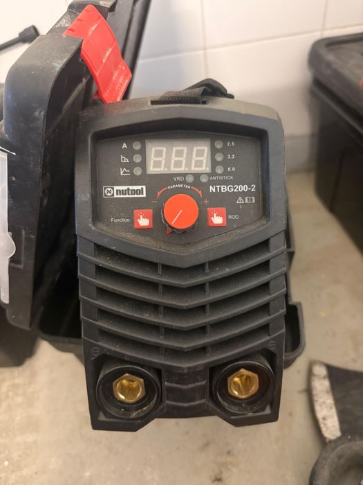 Ferramenta para venda de obra