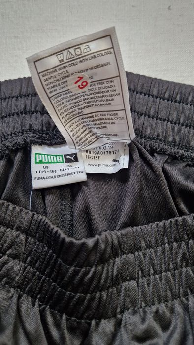 Dłuższe spodenki sportowe Puma (nowe) na 12-13 lat