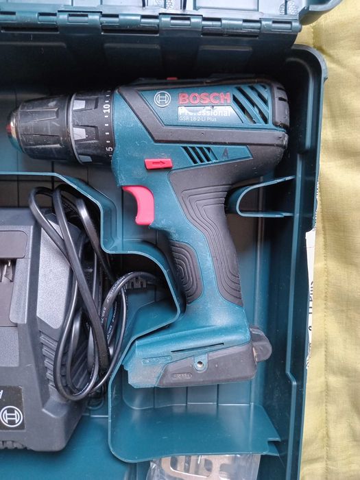 Шуруповерт Bosch Professional GSR 18-2-LI Plus