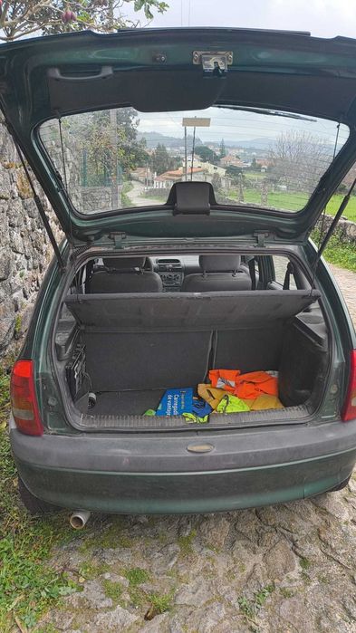 Opel Corsa 1999 — Nacional | 1 único proprietário
