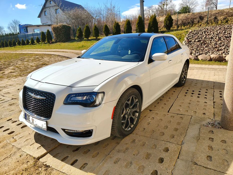 Chrysler 300s Chrysler 300S 3.6 V6 AWD 300KM Wersja $ Duży serwis Beats Audio