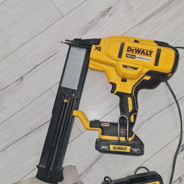 Нейлер dewalt dcn 680