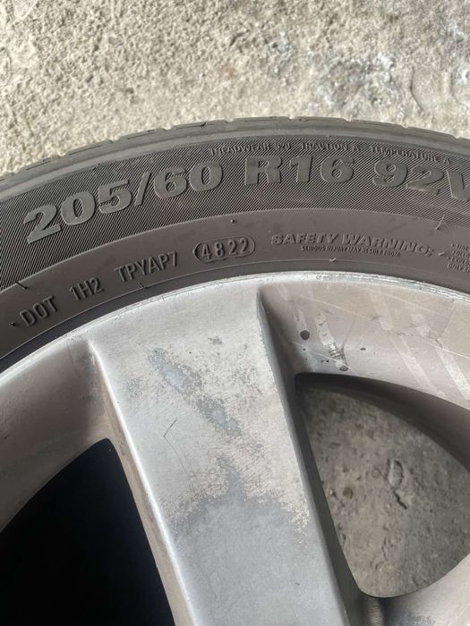 Шини з дисками на mitsubishi 10