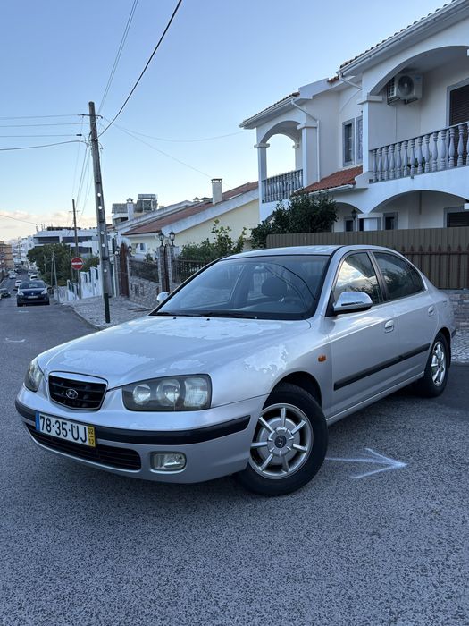 Huyndai Elantra — photo 2