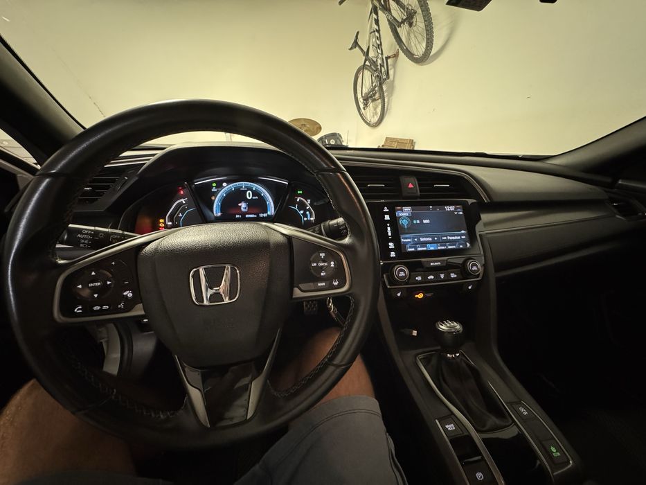 Honda Civic 1.0 i-VTEC Elegance Connect Navi