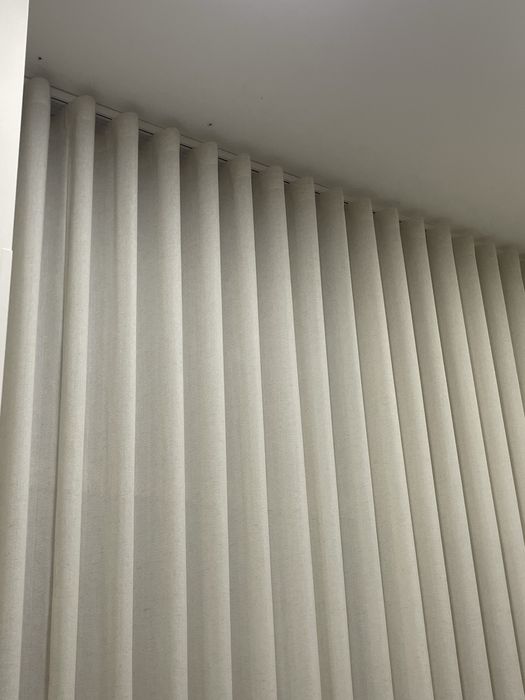 Vendo cortinados novos com calha