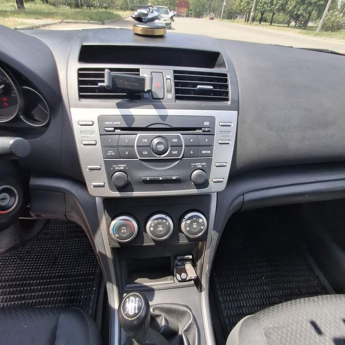 Продам Mazda 6 американец 2,5 2010
