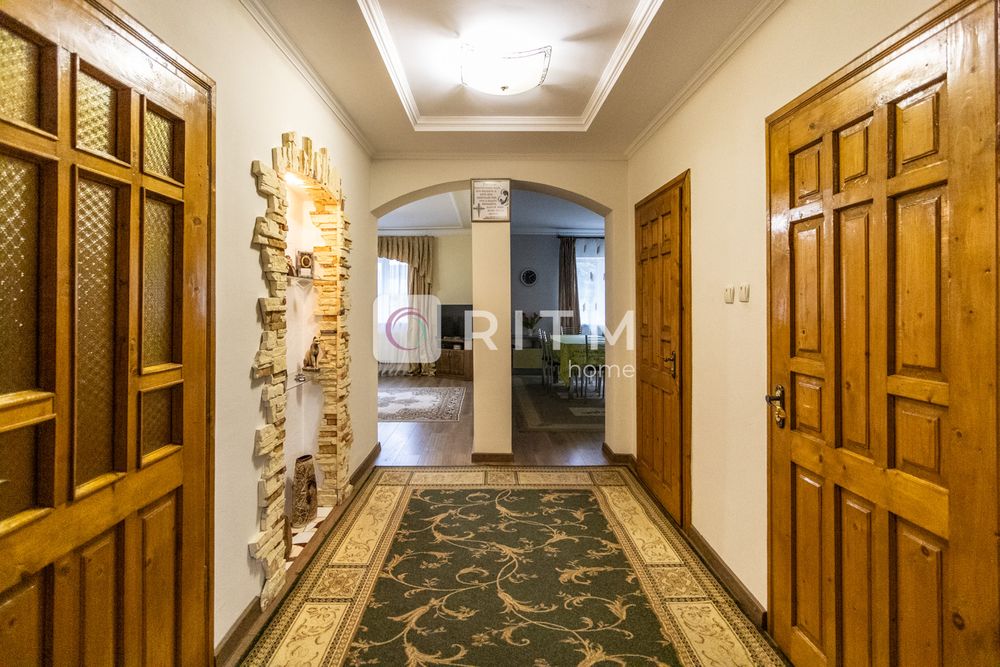 Продаж будинку Особняк Івано-Франківськ по вул.Коновальця