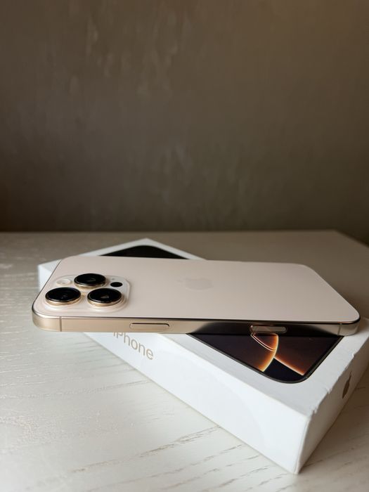 Apple iPhone 16 Pro Max 512 GB • Ідеальний стан
