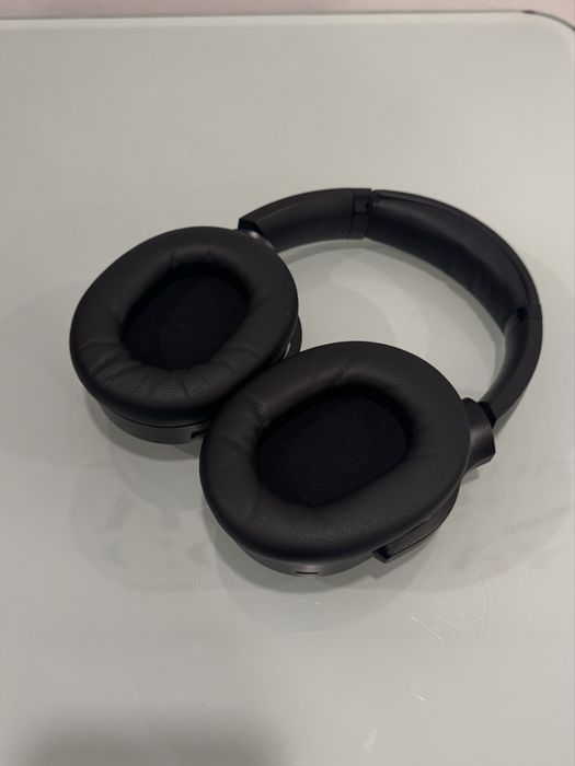 Razer Barracuda Pro – ANC | Wireless | Excelente Estado