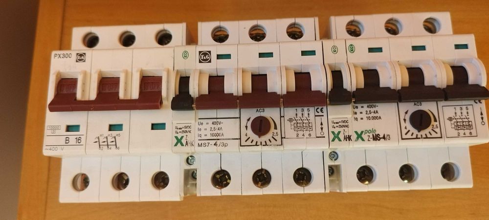 3 wyłączniki nadpradowe - F&G - MS 7/4 -2,5-4A i B-16 -F