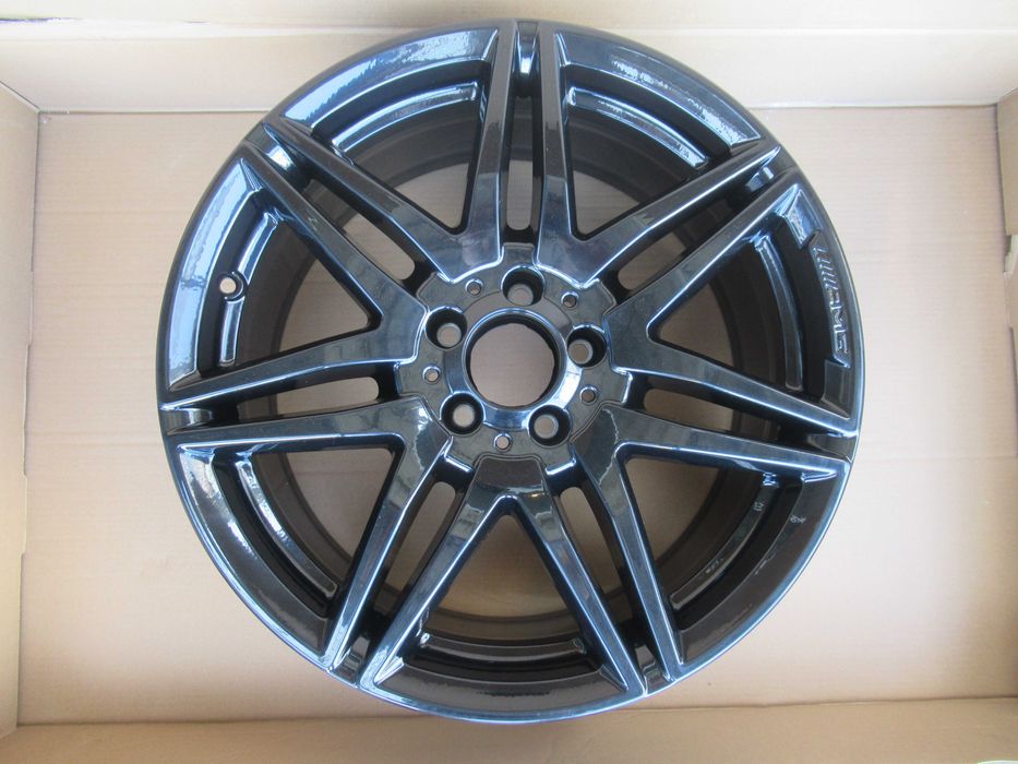 1x Felga 19 Mercedes V klasa 447 AMG 8x19 ET52 oryginał