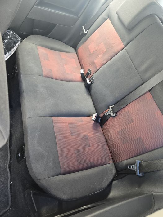 Ford Fiesta 1.2 volante a direita