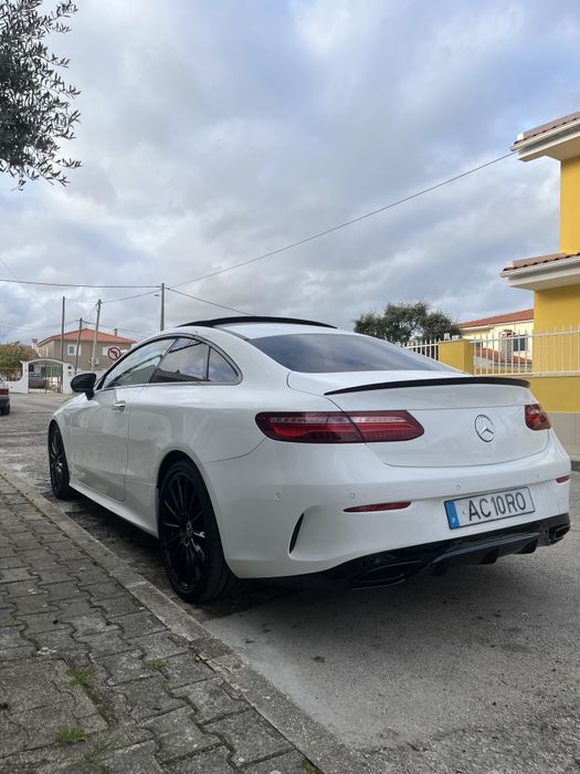 Mercedes Benz  E300d AMG 245cv