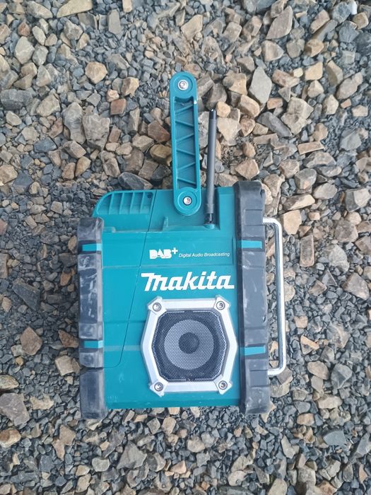 Radio budowlane Makita DMR 112 bluetooth akumulatorowe