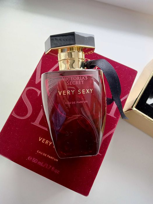 Victoria's Secret Very Sexy eau de parfum 49 мл Б/У парфюм Вери Секси