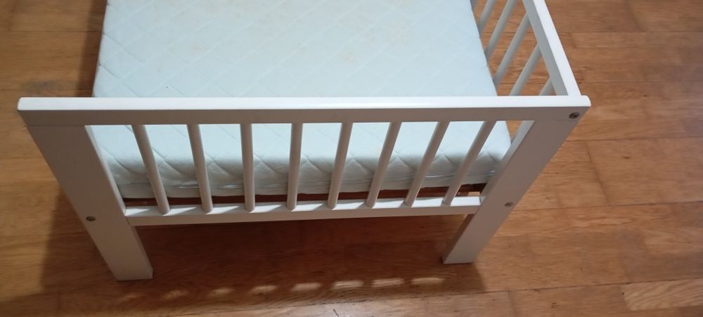 Cama de criança ikea