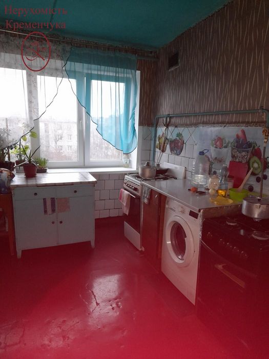 Продам малосімейку в центрі