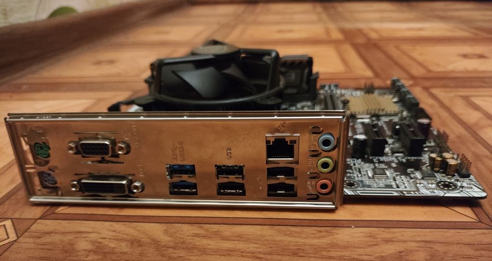 Игровой К-Т intel i5/RAM 16/Asus h110