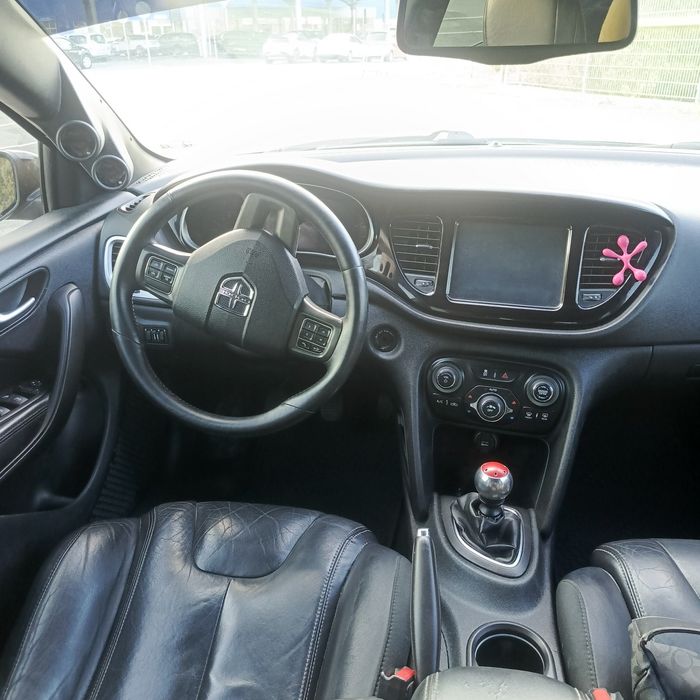 Продам Dodge Dart