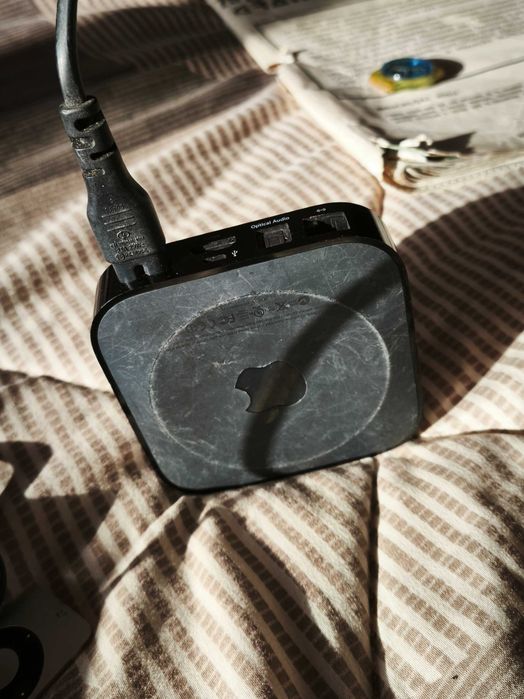 Apple tv com controlo remoto 3° geração