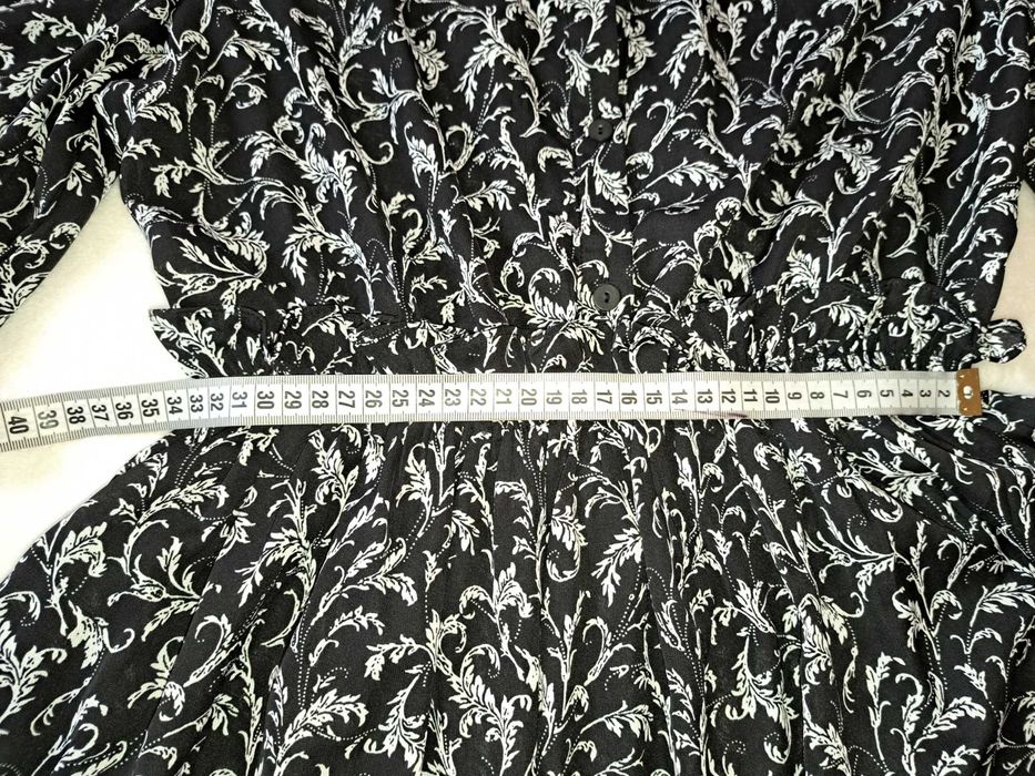 Sukienka letnia z długim rękawem białó czarna roz. M