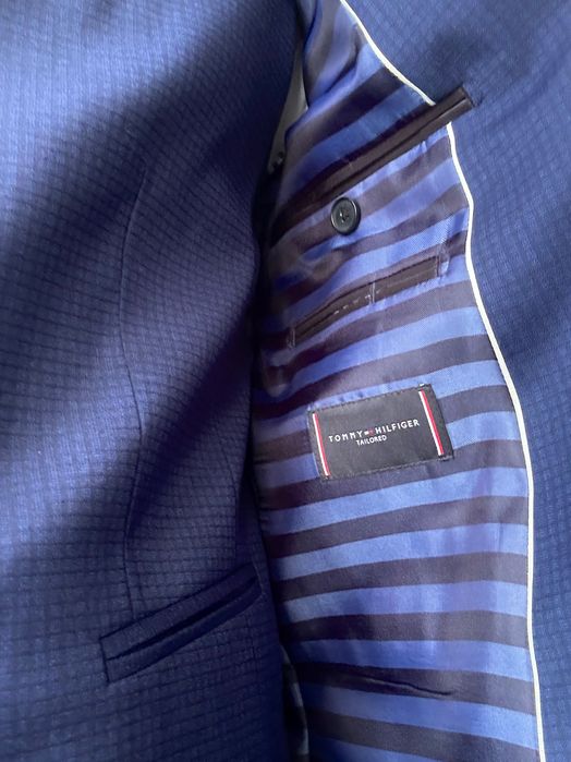 Fato Tommy Hilfiger - Como novo