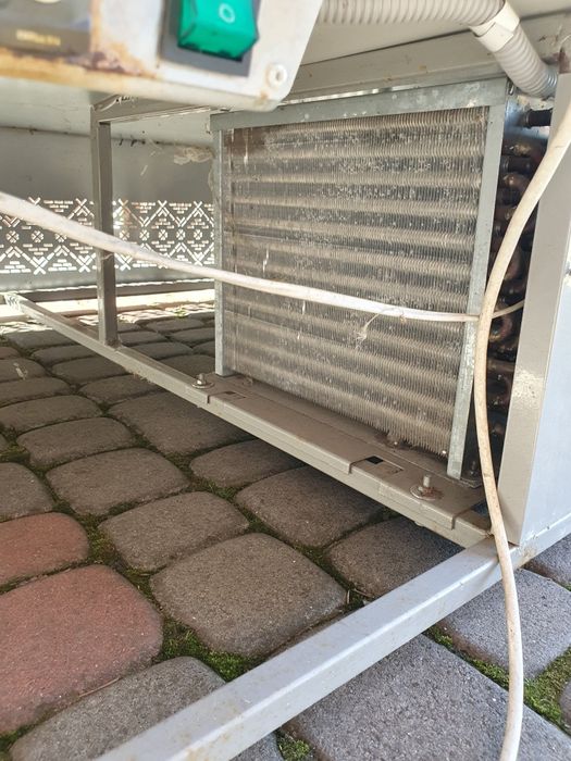 Холодильник. Холодильна вітрина