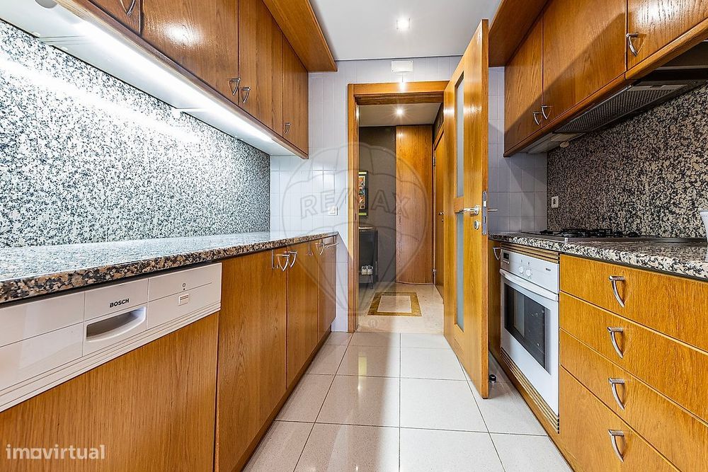 Apartamento T1 para arrendamento