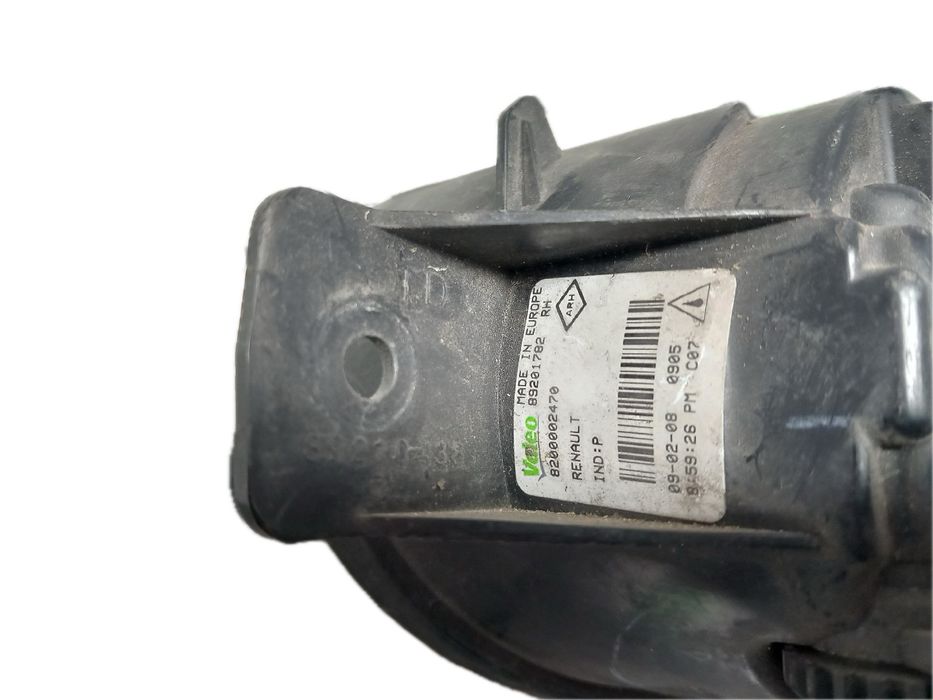Farol nevoeiro frente direito RENAULT Clio III (BR0/1, CR0/1)